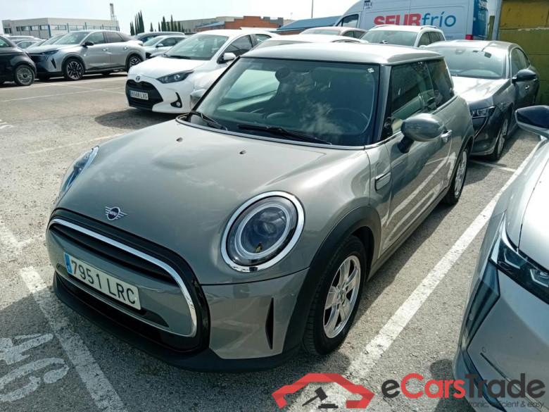 MINI MINI / 2021 / 3P / berlina con portón ONE