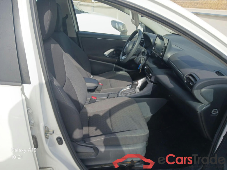TOYOTA YARIS 1.5 120H Business Plus #6