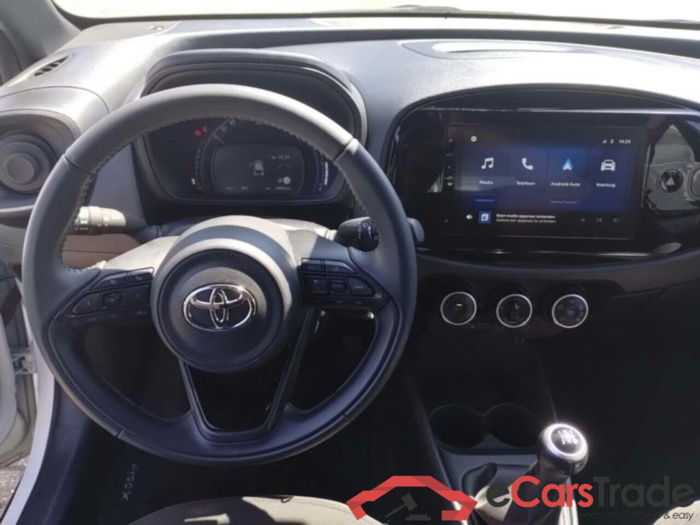 TOYOTA Aygo X 1.0 VVT-i MT Play #6