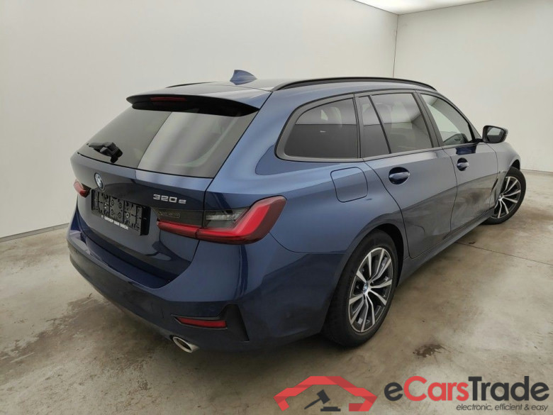 BMW 3 Reeks Touring 320e (150 kW) 5d #2