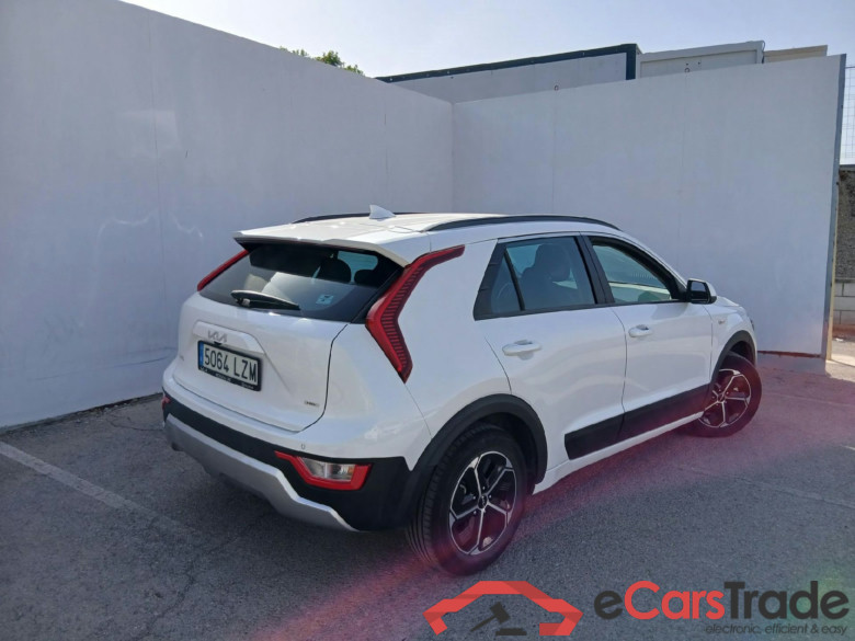 KIA Niro / 2022 / 5P / crossover 1.6 GDi HEV 104kW (141CV) Concept #2