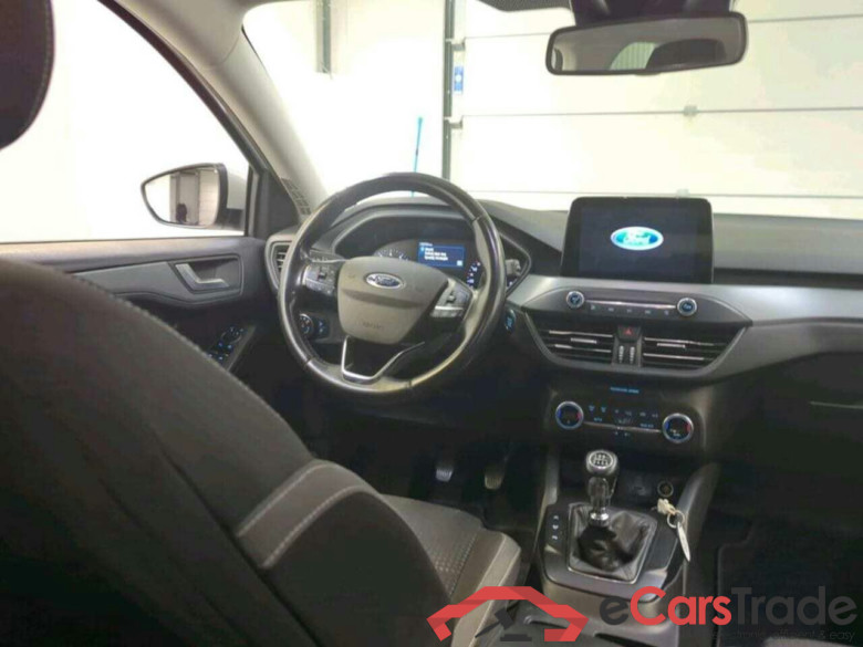 FORD Focus Wagon 1.0 EcoBoost Hybrid Titanium V #3