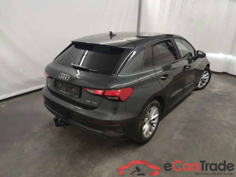 Audi A3 Sportback 2.0 35 TDi 110kW S tronic 5d #2