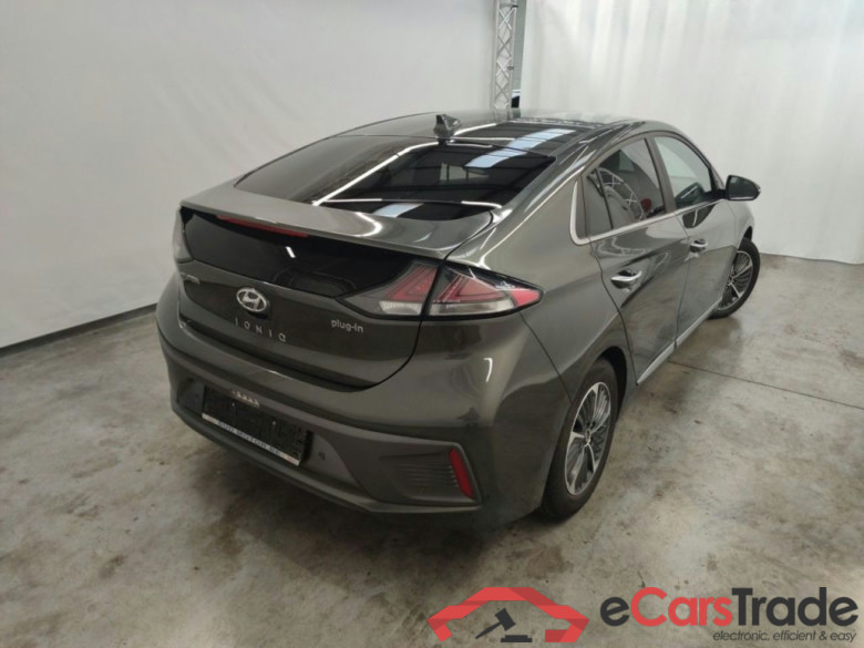 Hyundai Ioniq 1.6 Plug-in Hybride Shine 5d #2