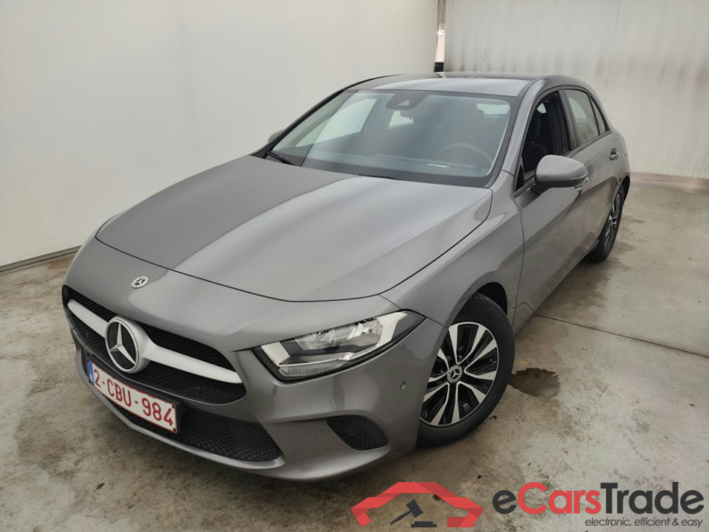 Mercedes-Benz A-Klasse A 180 Business Solution Essential 5d