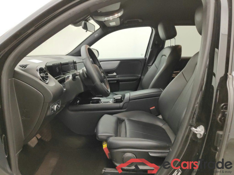 Mercedes-Benz GLB GLB 180 d 5d #3