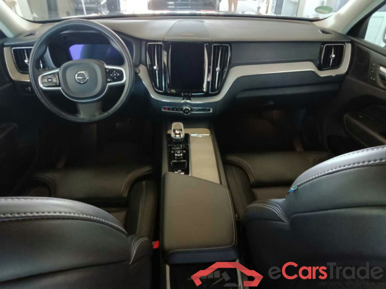 Volvo XC60 (03.2017->) DE - SUV5 B5 (Benzin) 2WD EU6d, Inscription Mild-Hybrid, (Facelift) 2021 - 2022 #3