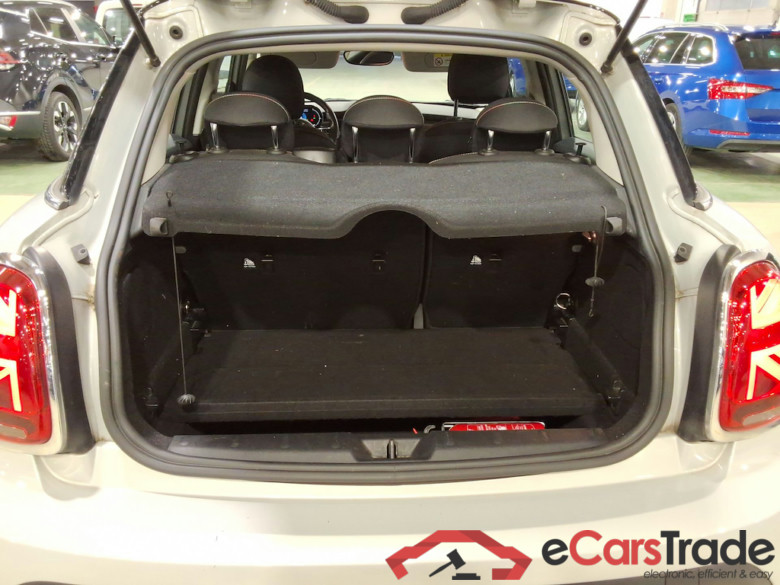 MINI MINI 5 DOOR 1.5 COOPER #3