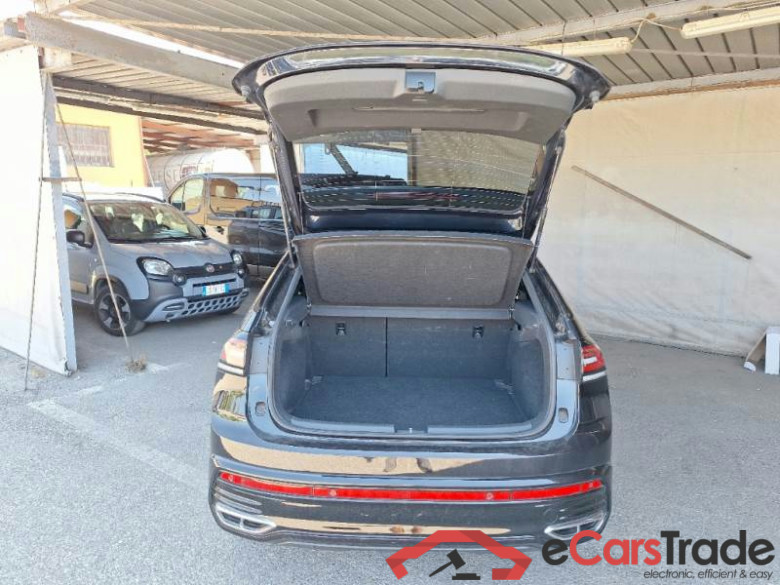 VOLKSWAGEN TAIGO / 2021 / 5P / SUV 1.5 TSI R-LINE DSG #5