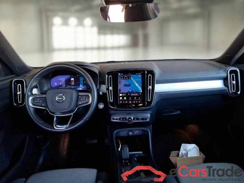 VOLVO XC40 / 2021 / 5P / SUV B3 AUTOMATICO CORE #3