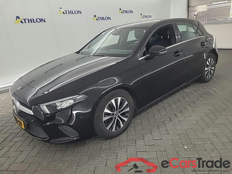 MERCEDES-BENZ A-klasse A 180 d 7G-DCT Business Solution 5D 85kW