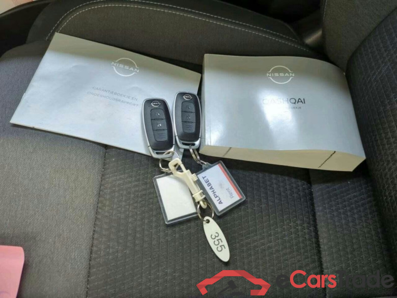 NISSAN Qashqai 1.3 MHEV X N-Connect #6