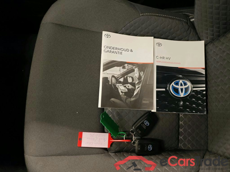 Toyota C-HR 1.8 Hybrid Active automaat 5d #4