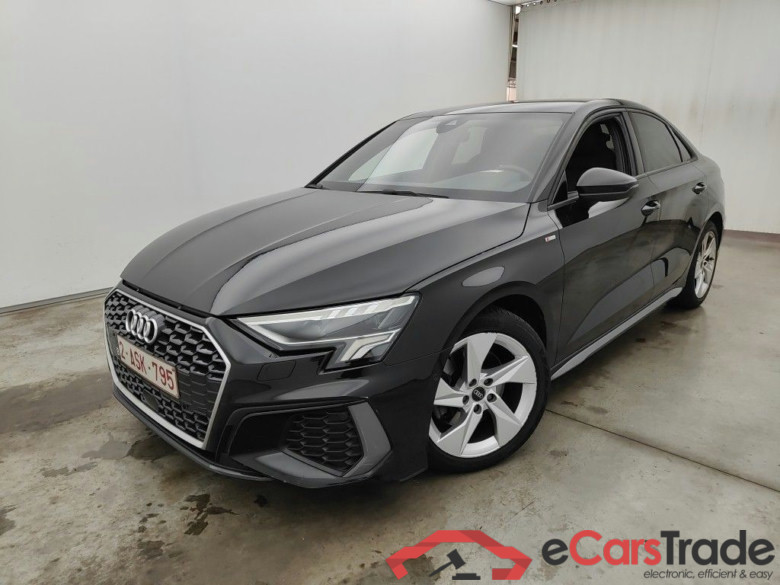 Audi A3 Berline 2.0 TDi 30 85kW S tronic S line Bus. Ed 4d #1