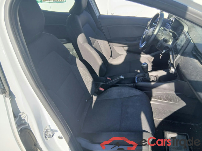 RENAULT Clio / 2019 / 5P / berlina con portón Equilibre Blue dCi 74kW (100CV) #6