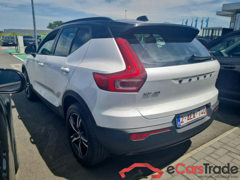 VOLVO XC40 1.5 T2 R-DESIGN #3