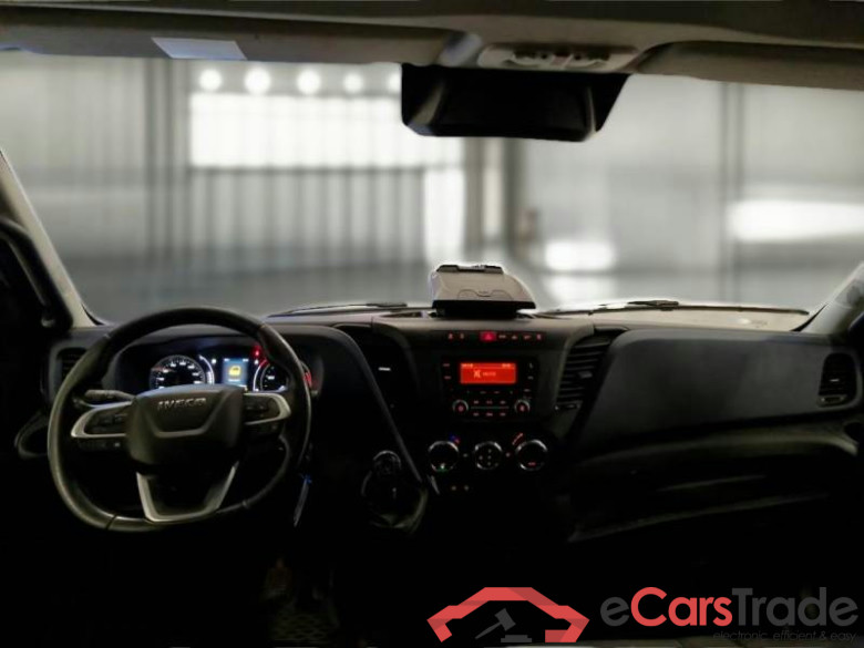 IVECO DAILY / 2019 / 4P / CAB.CABINA DOPPIA 35C16H D 6+1 4100 QUAD-TOR RG #3
