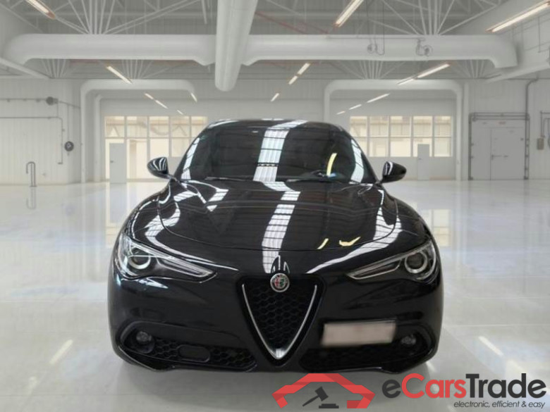 ALFA ROMEO STELVIO / 2017 / 5P / SUV 2.2 TD 190 CV SUPER BUSINESS AT8 Q4 #5