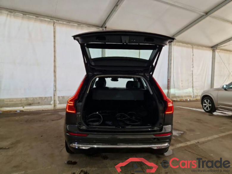 VOLVO XC60 / 2021 / 5P / SUV T6 PLUG-IN AWD AUTO CORE #5