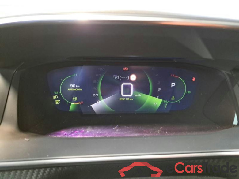 PEUGEOT 2008 / 2019 / 5P / CROSSOVER PURETECH 155 EAT8 GT PACK S/S AUT. #4