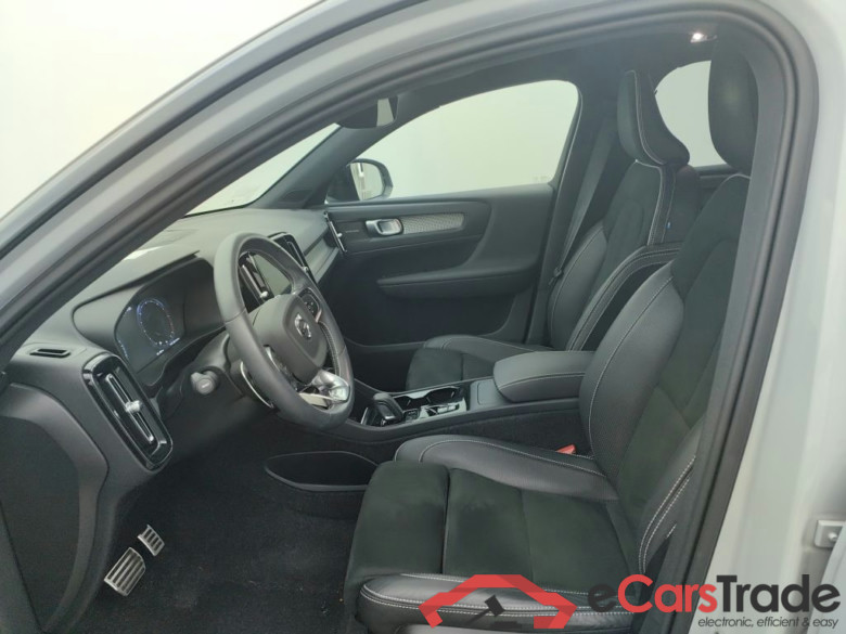 VOLVO XC40 DIESEL 2.0 D3 150 R-Design Geartronic (EU6d-T.) 5d #3