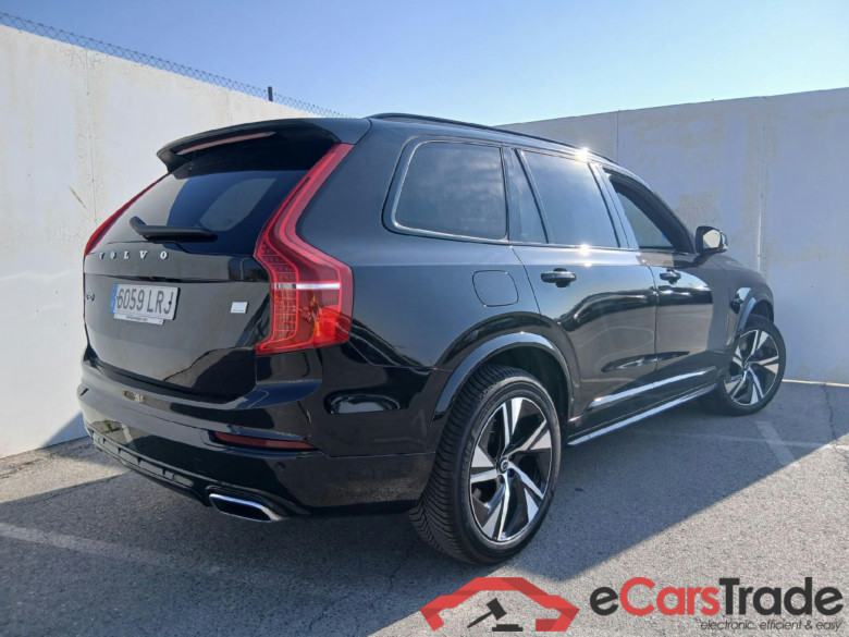 VOLVO XC90 / 2019 / 5P / todoterreno 2.0 T8 AWD Recharge R-Design Auto #2
