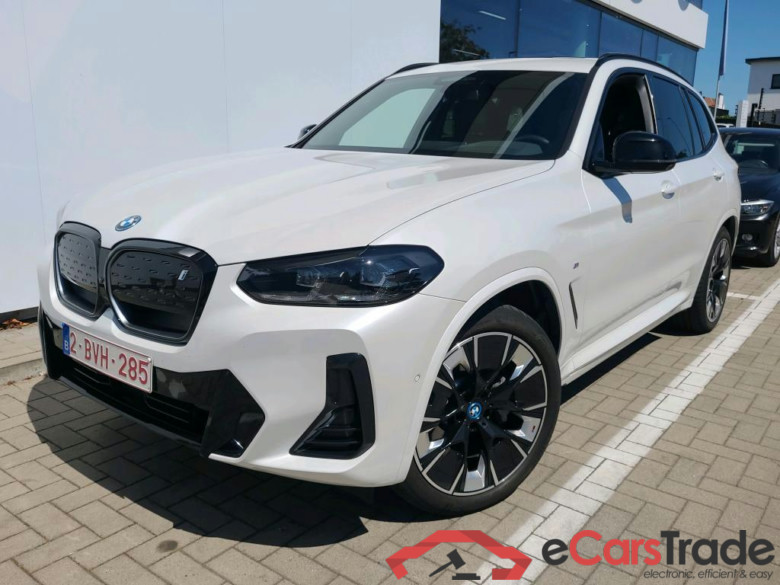 BMW IX3 80KWH AUTO