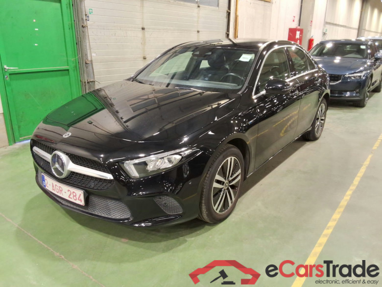 MERCEDES-BENZ CLASS A SEDAN (V177) A 250 e PHEV Business Solution
