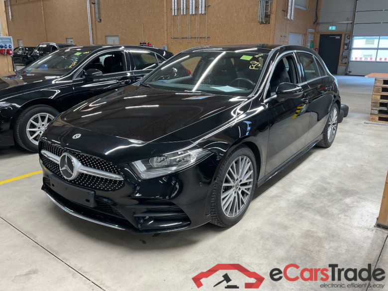 MERCEDES-BENZ A-Klasse A 250 4Matic 7G-DCT AMG Line 5d 165kW #1