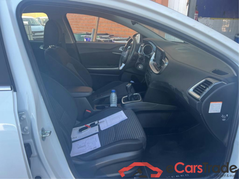 KIA XCeed / 2019 / 5P / todoterreno 1.6 MHEV iMT Drive 100kW (136CV) #6