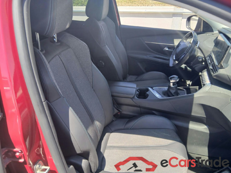 PEUGEOT 5008 / 2020 / 5P / todoterreno 1.5 BlueHDi 96kW (130CV) S&S Allure Pack #6
