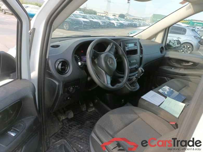 MERCEDES-BENZ Vito / 2014 / 4P / furgón 114CDI TD 100kW furgón Pro compacta #3