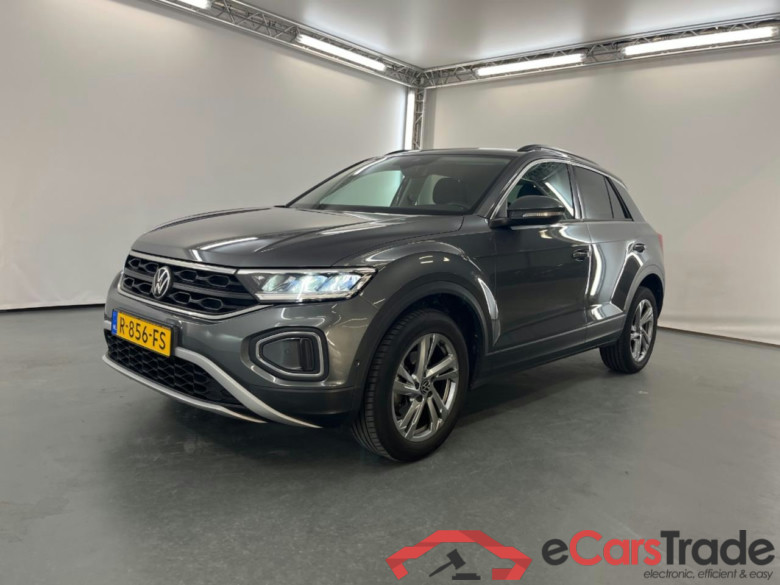 VOLKSWAGEN T-Roc 1.0 TSI Life #1