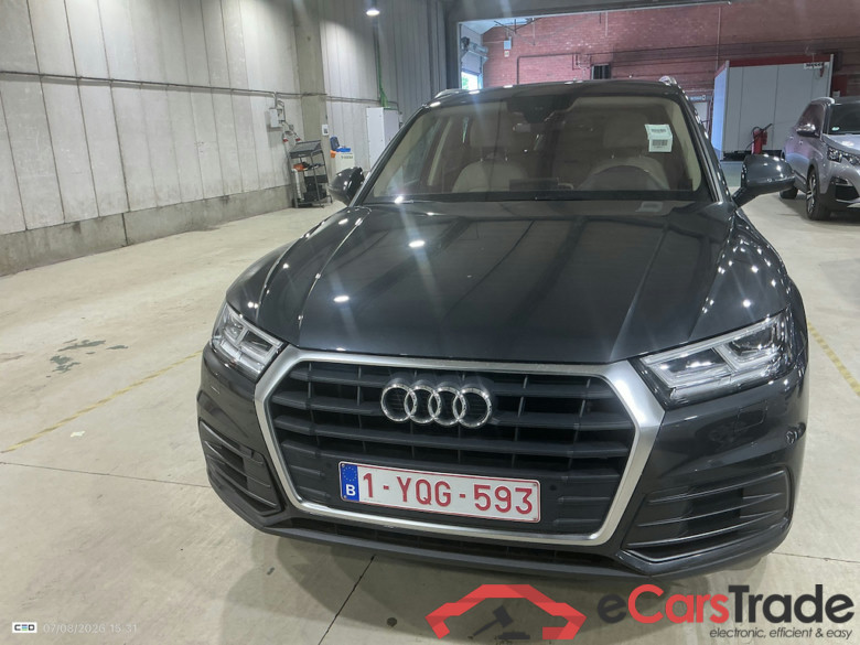 AUDI Q5 DIESEL - 2017 30 TDi Business Edition S tronic #2