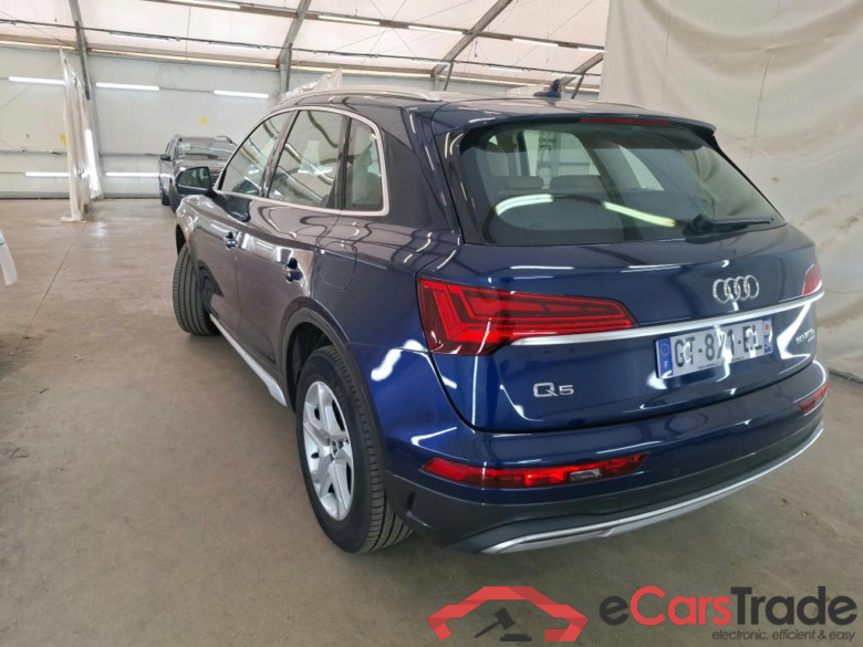 AUDI Q5 / 2020 / 5P / SUV 50 TFSI e 299 QTT S TRO 7 BUSINESS EXE #3