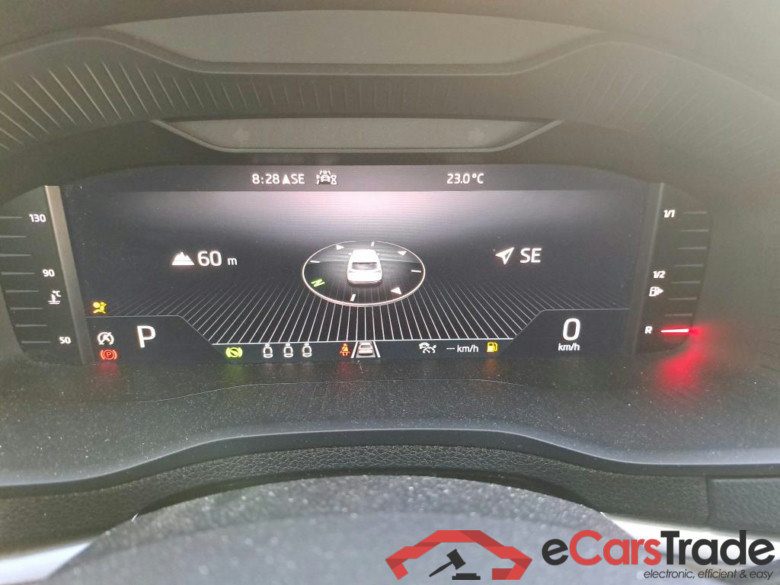 SKODA Karoq / 2021 / 5P / todoterreno 1.5 TSI 110kW (150CV) DSG ACT Ambition (AC) #4
