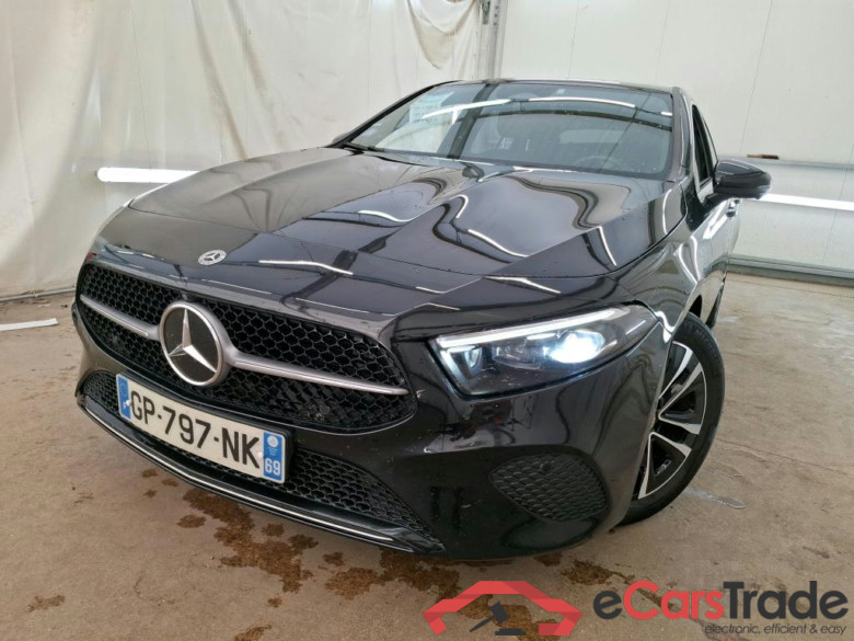 MERCEDES-BENZ Classe A Compact / 2022 / 5P / Berline A 200 Business Line 7G-DCT