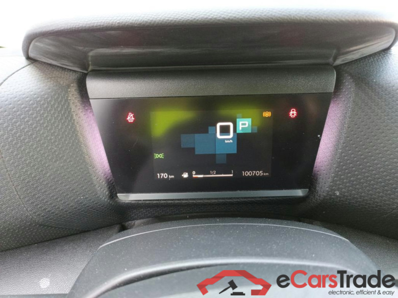 CITROEN C4 / 2020 / 5P / berlina con portón PureTech 130 S&S EAT8 Shine #4
