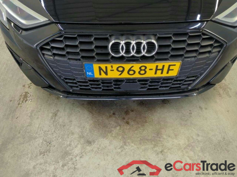 AUDI A3 Sportback 30 TFSI Adv edition #4