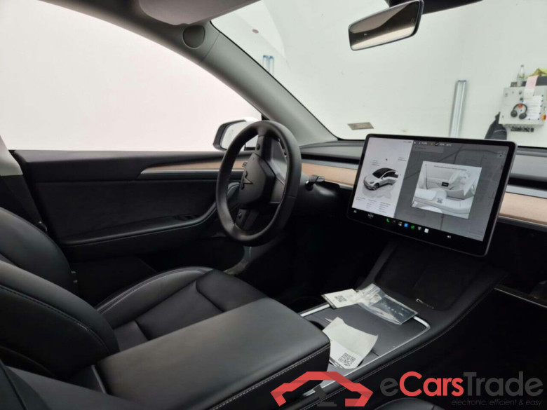 TESLA MODEL Y LONG RANGE DUALMOTOR AUTOPILOT #3