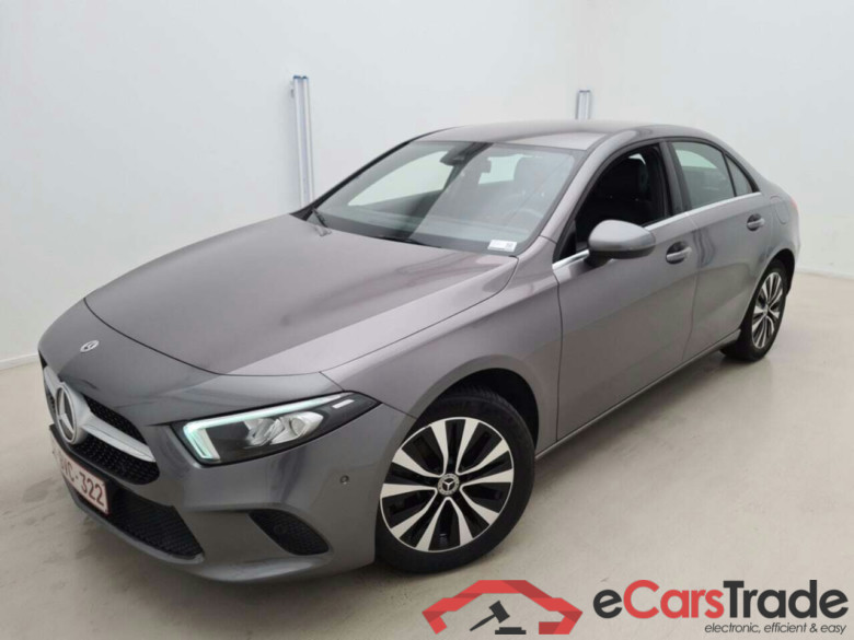 MERCEDES-BENZ A-KLASSE SEDAN 250E BUSINESS SOL.