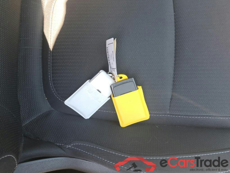 RENAULT - REN MEGANE GRANDTOUR Blue dCi 116PK        ***     TURBO OUT  -  TURBO DEFEKT  !       ***       Corporate Edition Towing Hook #4