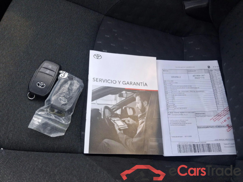 TOYOTA Corolla / 2019 / 5P / familiar 140H Active Plus Touring Sport #5