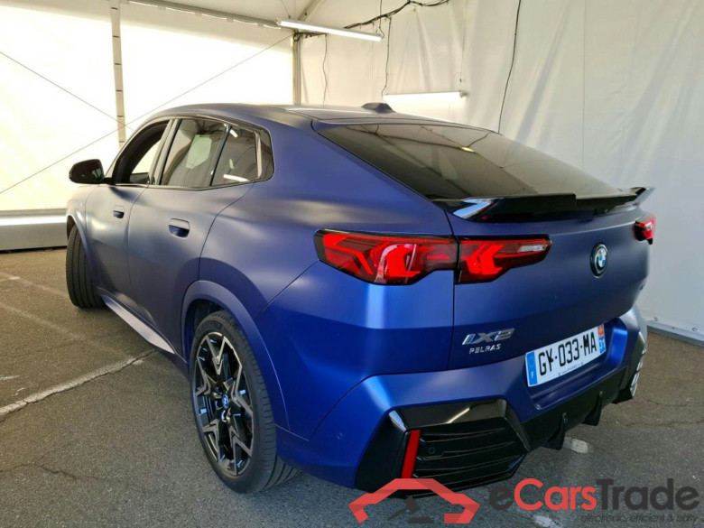 Série iX2 30 xDrive M Sport 64kWh BVA #3