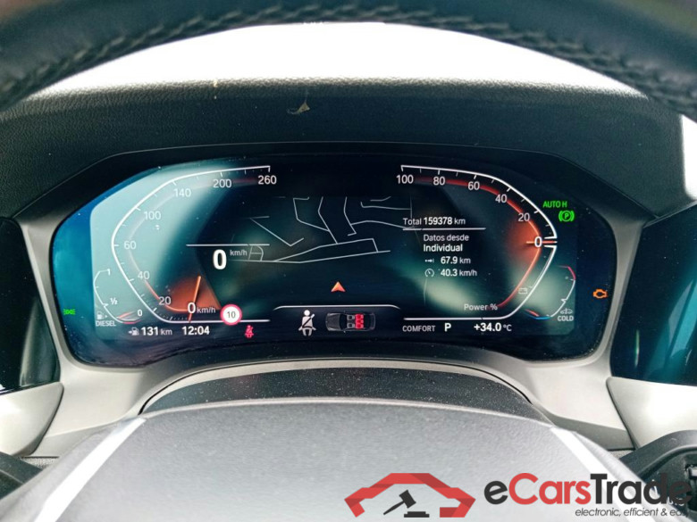 BMW Serie 3 / 2018 / 4P / sedán 318d Auto. #4