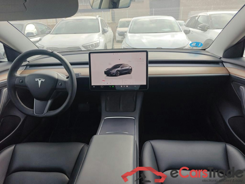 TESLA Model 3 / 2018 / 4P / sedán Gran Autonomía AWD (AC2) #3