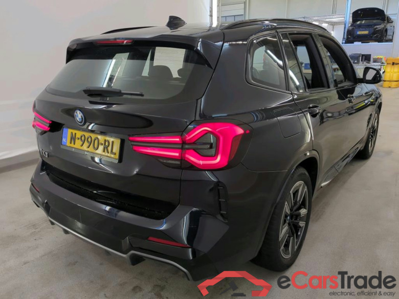 BMW ix3 iX3 Executive 5d #2
