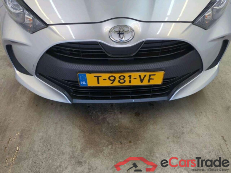 TOYOTA Yaris 1.5 VVT-i Active #4