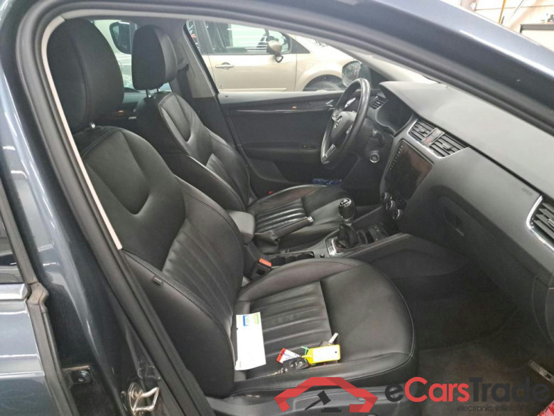 SKODA - SKO OCTAVIA CRTDI 150PK Style Pack Ultimate Plus & Leather & Cruise Control & Kessy #3