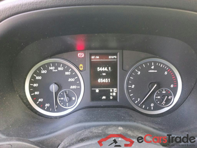 MERCEDES-BENZ Vito / 2014 / 4P / combi 114CDI AT 100kW Tourer Pro 2020 Compacta #4